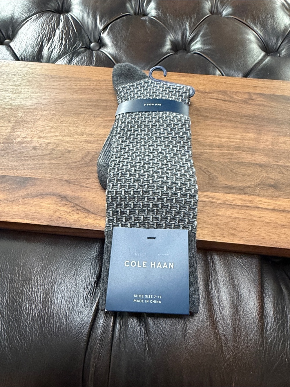 Cole Haan Men's Gray Textured Dress Socks - Pack